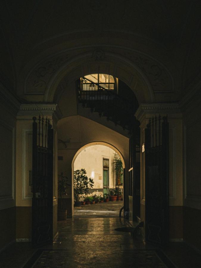 Apartamento Casina Al Duomo Nápoles Exterior foto
